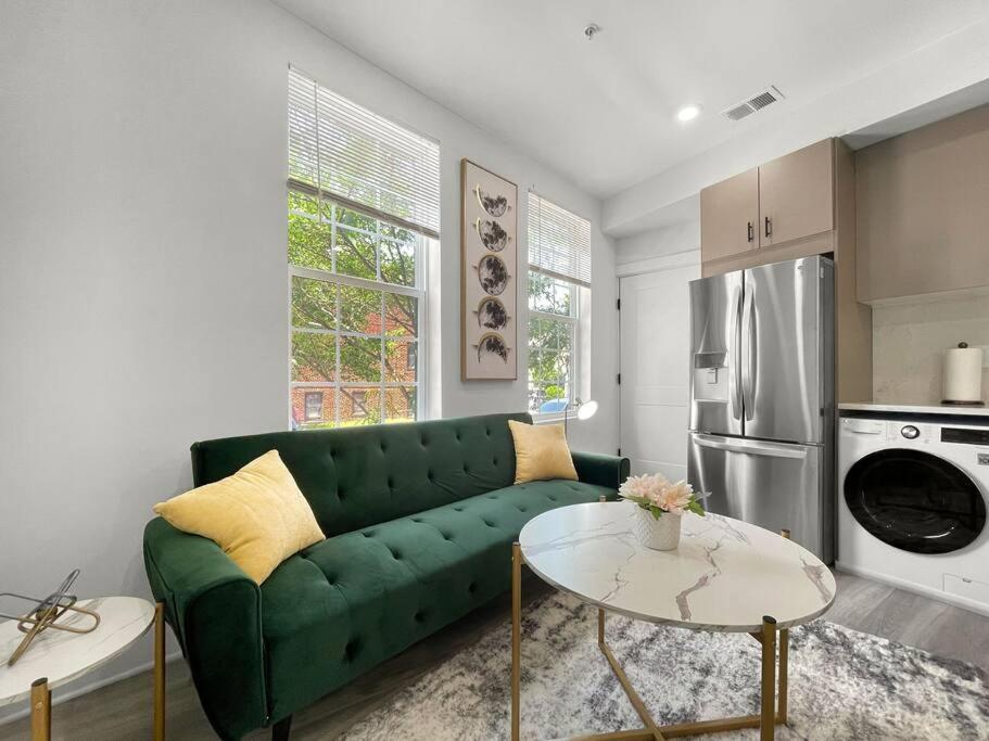 Classy Capitol Hill Apt, Steps From Dc Attraction Waszyngton Zewnętrze zdjęcie